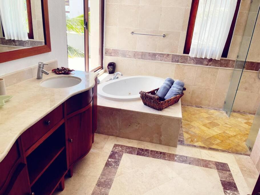 Ferienhaus Golden Bear Lodge, Cap Cana Punta Cana